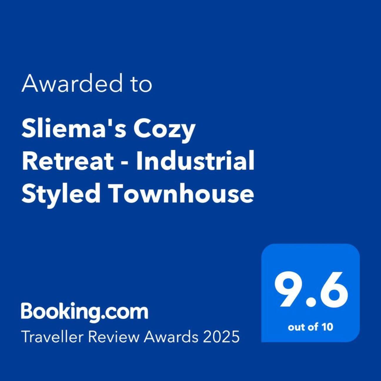 Townhouse, Sleeps 19, Rooftop, Terrace, Prime Spot W Sea & Valletta Views Holiday home *